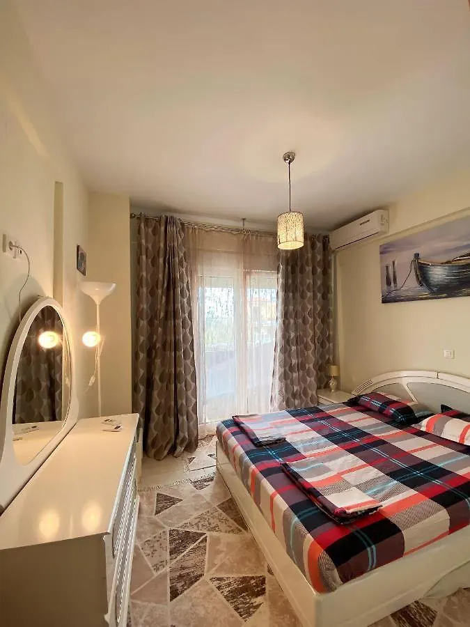 Villa Varvakis Nea Fokea Apartment